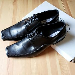 Steve Madden Black Leather Dress Shoes
